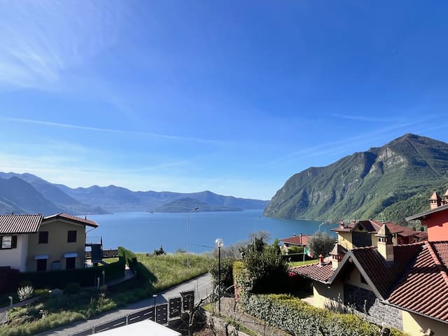 Costa Blu – Piscina & terrazza vista lago