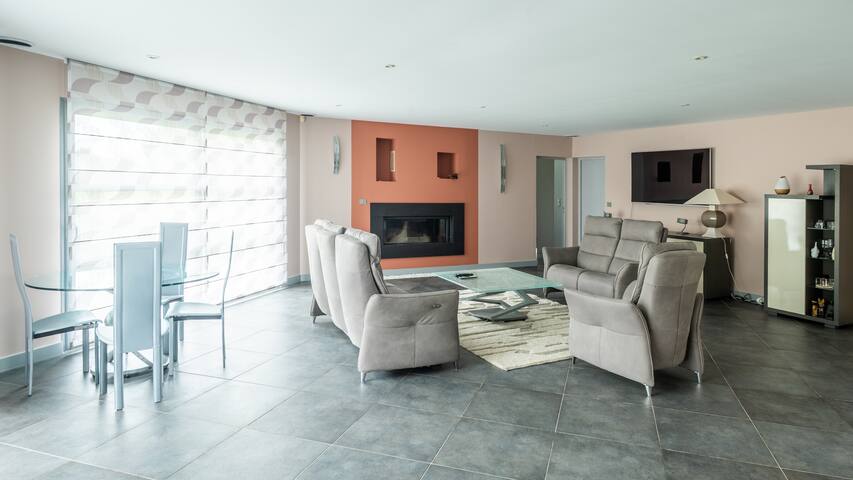 Villa d’architecte piscine tennis et golf gallery image 3