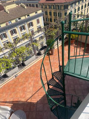 Attico e superattico nella zona strategica di Roma gallery image 2