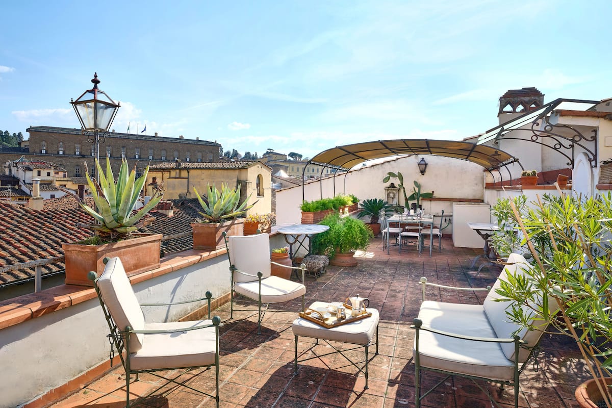 Oltrarno Elegance — 23