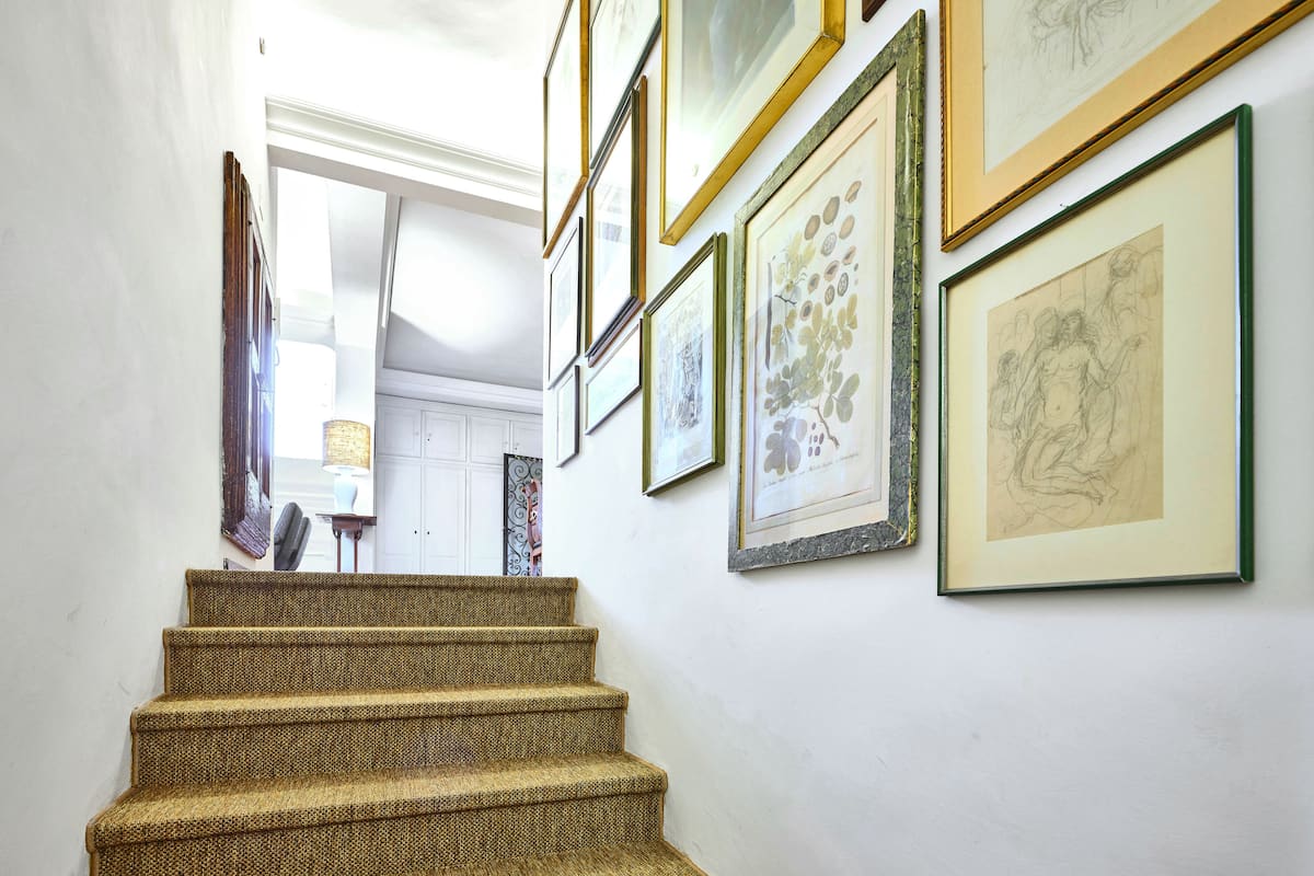 Oltrarno Elegance — 35