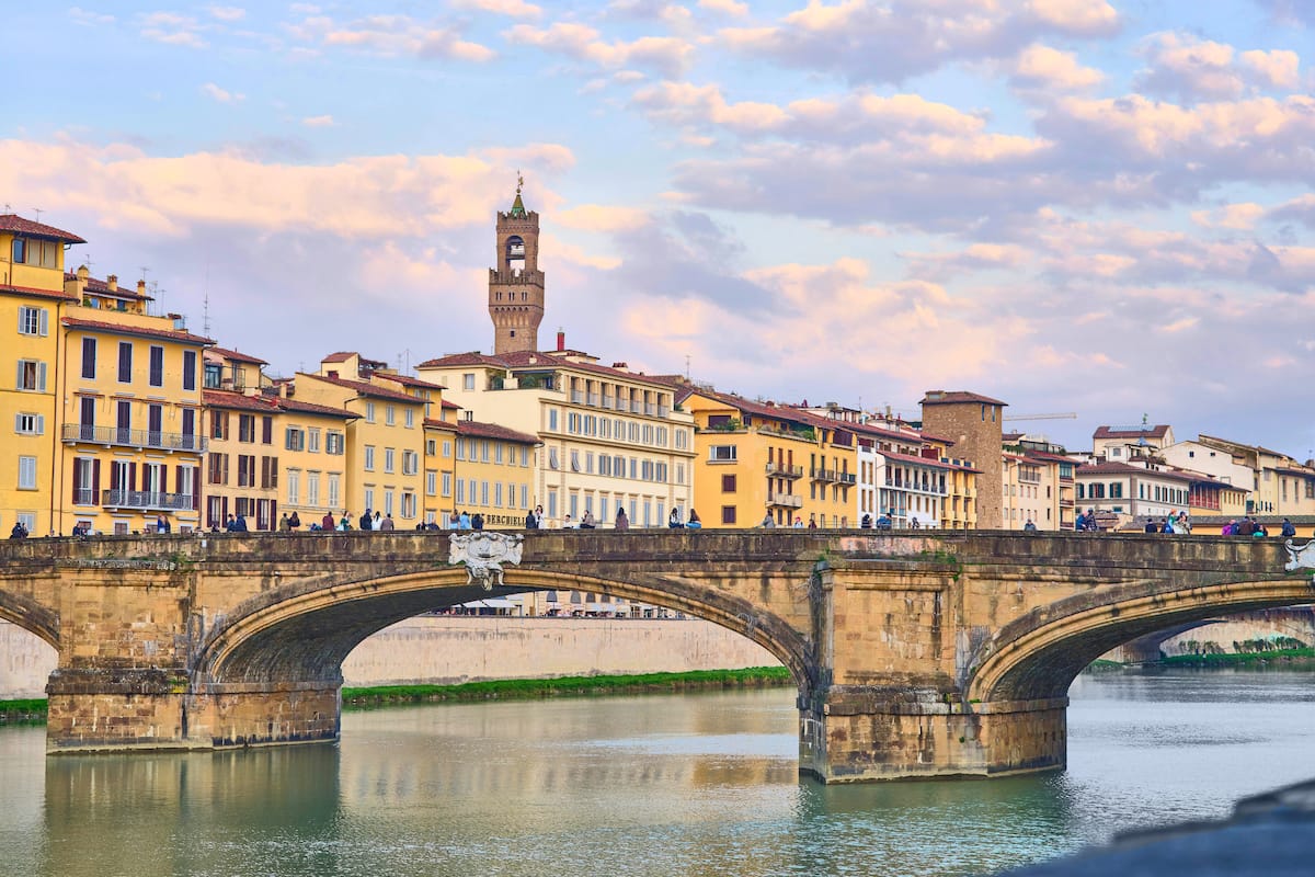 Oltrarno Elegance — 38