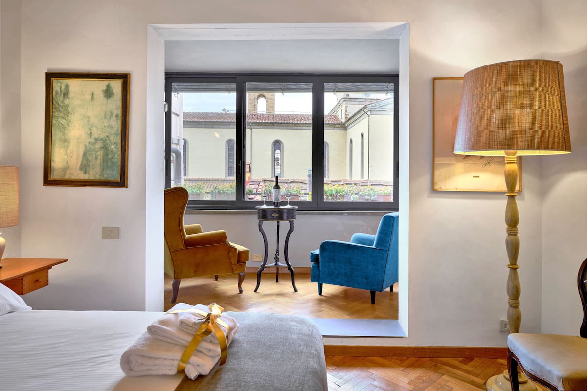 Oltrarno Elegance — 15