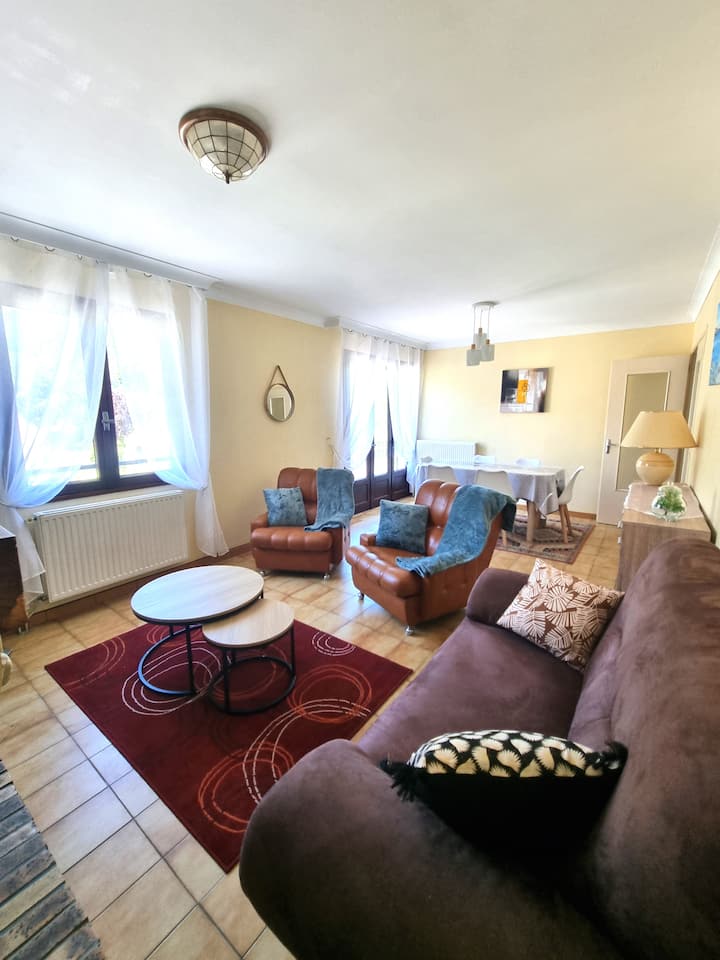 T4 Lumineux à 2 Mn De Luchon, Parking Privé - Les