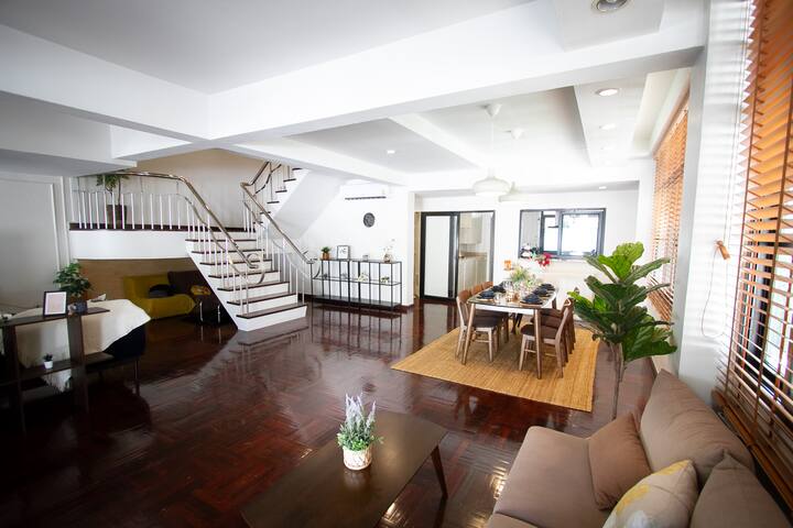 Spacious 4-Bedroom Oasis in the Heart of Sukhumvit gallery image 2