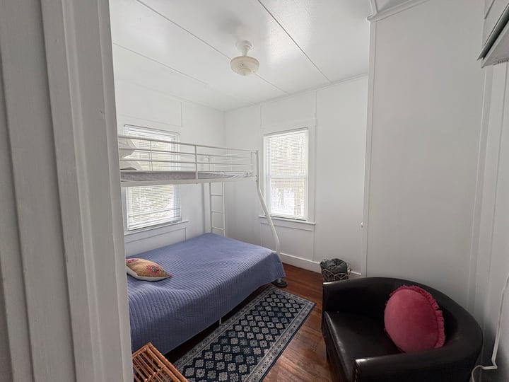 Volledige en twee eenpersoonsbedden