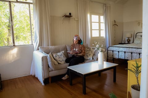 Popular Airbnb listing: Cabin House for 2 Pet Friendly · Casa Ánima Delta in Primera Sección