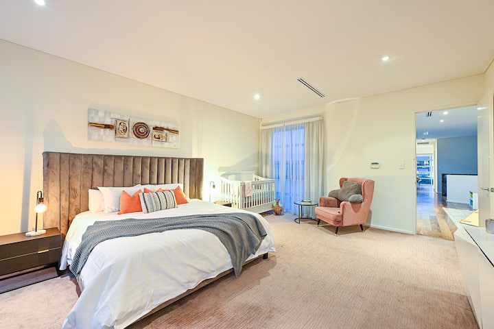 CozyStays Subiaco 4 Bedroom Townhouse
