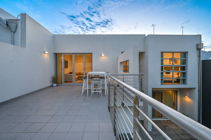 CozyStays Subiaco 3 Bedroom Townhouse gallery image 4