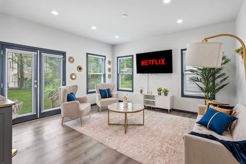 Top Airbnb: Luxe Retreat | Arcades | 5 Mins to DT ATL in Pittsburgh