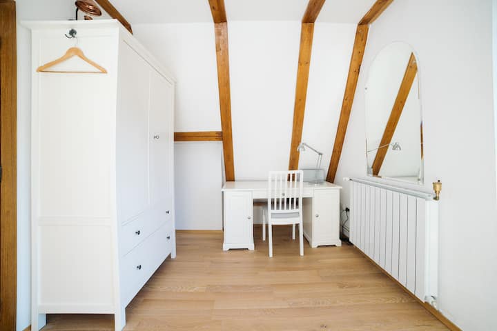 საძინებელი 1