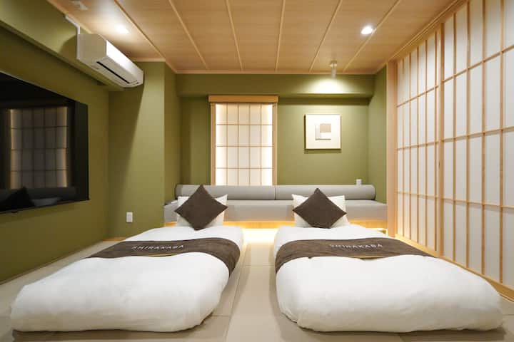 ನಾವು 5 ಅಥವಾ ಹೆಚ್ಚಿನ ಜನರ ವಾಸ್ತವ್ಯಗಳಿಗೆ ಫ್ಯೂಟನ್‌ಗಳನ್ನು ಒದಗಿಸುತ್ತೇವೆ.
ಸಿಂಗಲ್ ಫ್ಯೂಟನ್ (100 × 200)