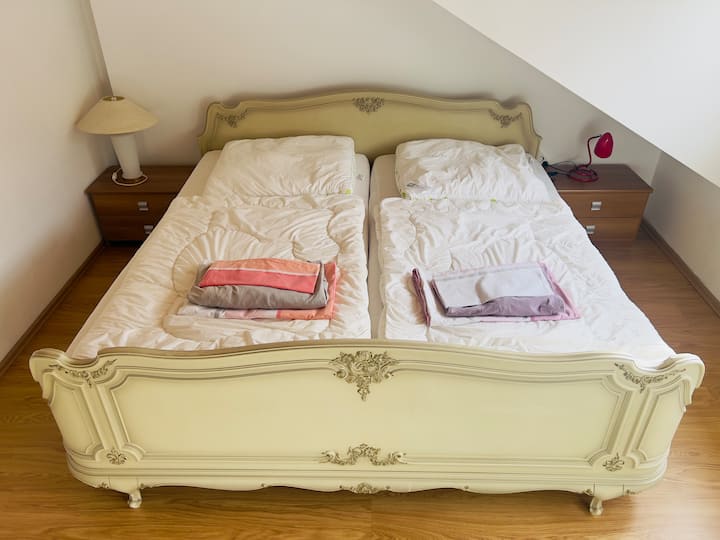 საძინებელი 1