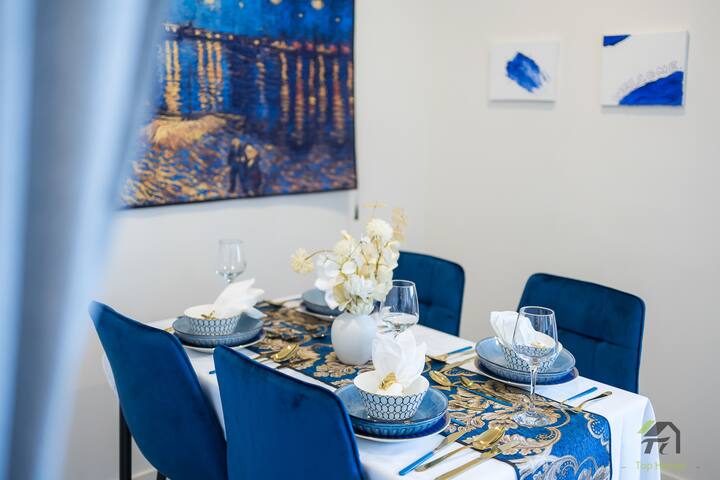 Cozy 2 Bedrooms at Centre of Burwood gallery image 3