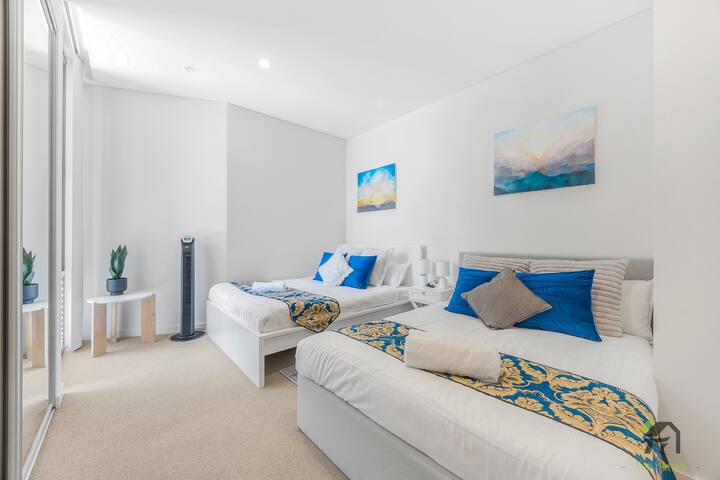 Cozy 2 Bedrooms at Centre of Burwood gallery image 5