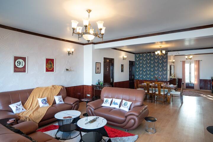 The Wizards Den: Harry Potter Inspired 3bhk - Mashobra