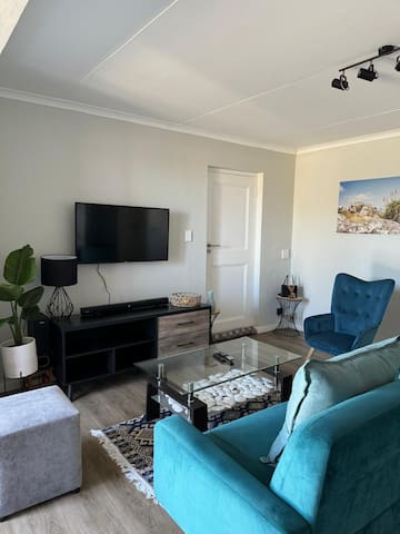 18 @ Big Bay Beach Club – Sea front apartment