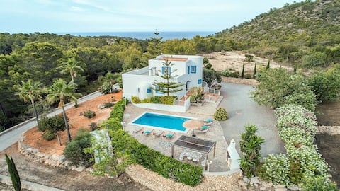 New! Villa Sa Bassa Sea Views and BBQ