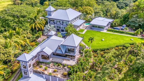 12BR Luxury Private Resort with Pickleball & Pool!