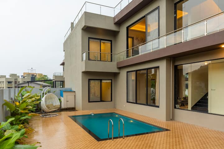Aaramghar Stays - 4BR Sierra Settle w/ Heated pool