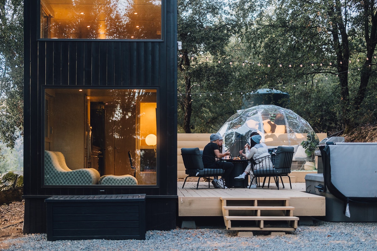 Japandi Tiny Home Forest Glamping - A Unique Treat - Tiny houses