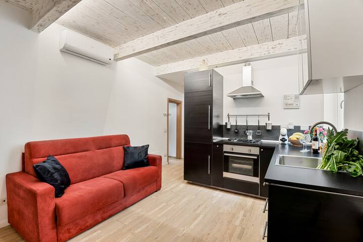 Penthouse in Duomo view of Brunelleschi’s dome gallery image 4