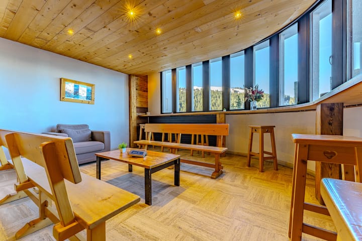 მისაღები ოთახი