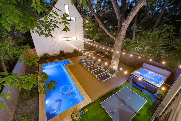 Pool, Hot Tub | 1mi Downtown | 2 Homes | 16 Guests