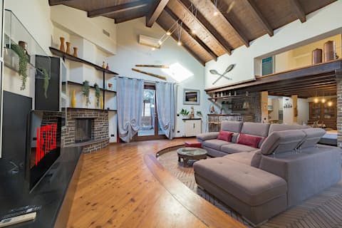 Malpensa Jacuzzi House