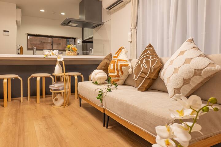 38 幡ヶ谷駅七分钟一户建，直达新宿涩谷，4间卧室最多11人