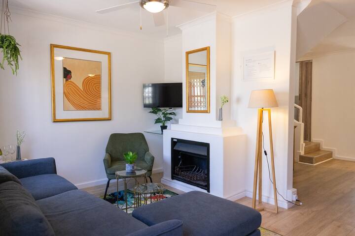 Quiet & Spacious Home in the Heart of Cape Town gallery image 2