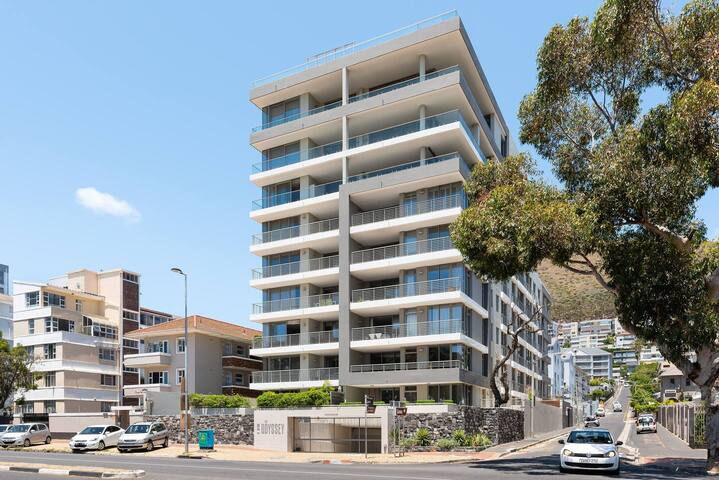 Stylish Green Point Getaway gallery image 2