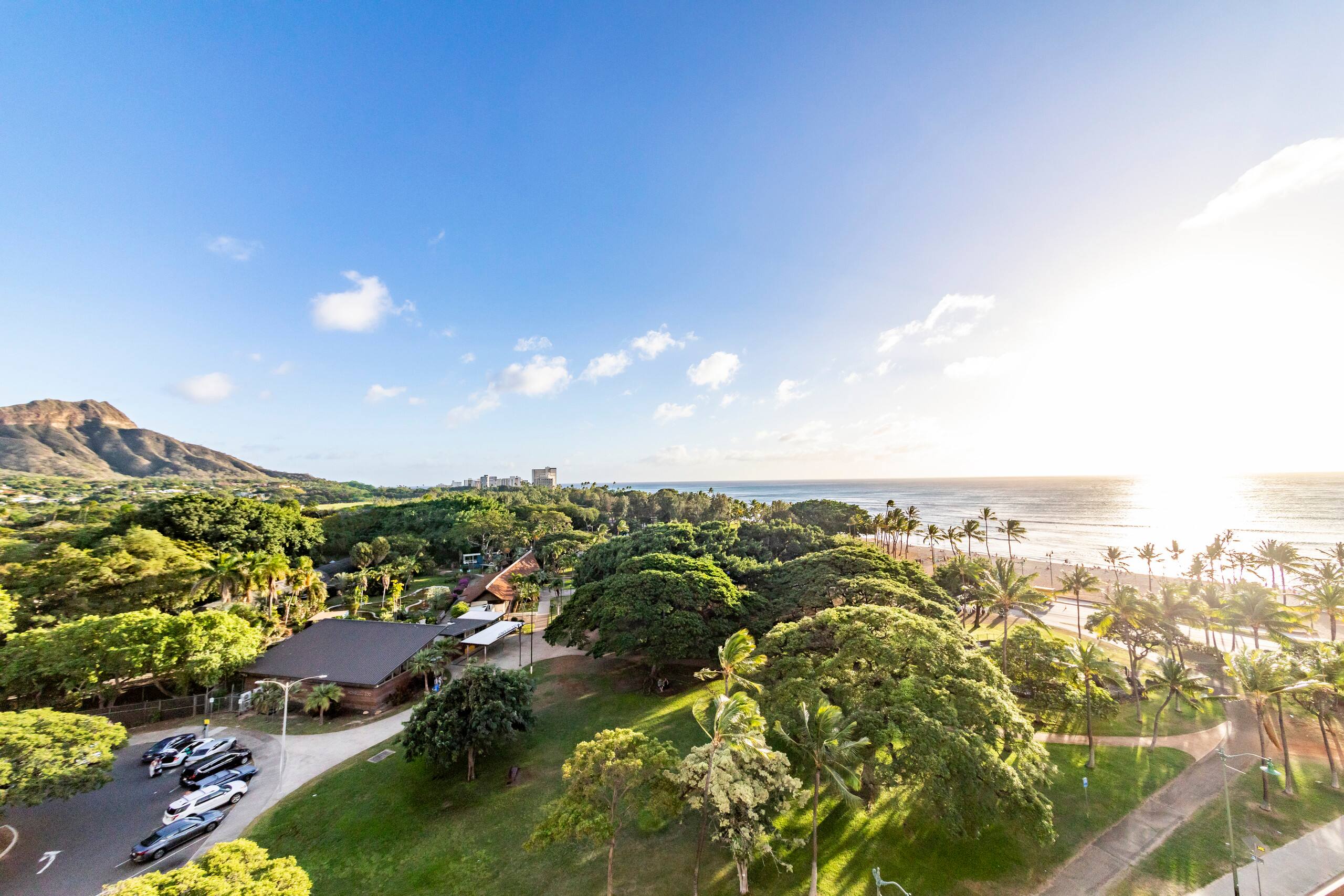 Condo in Honolulu · ★4.7 · Studio · 1 bed · 1 private bath - Image 40