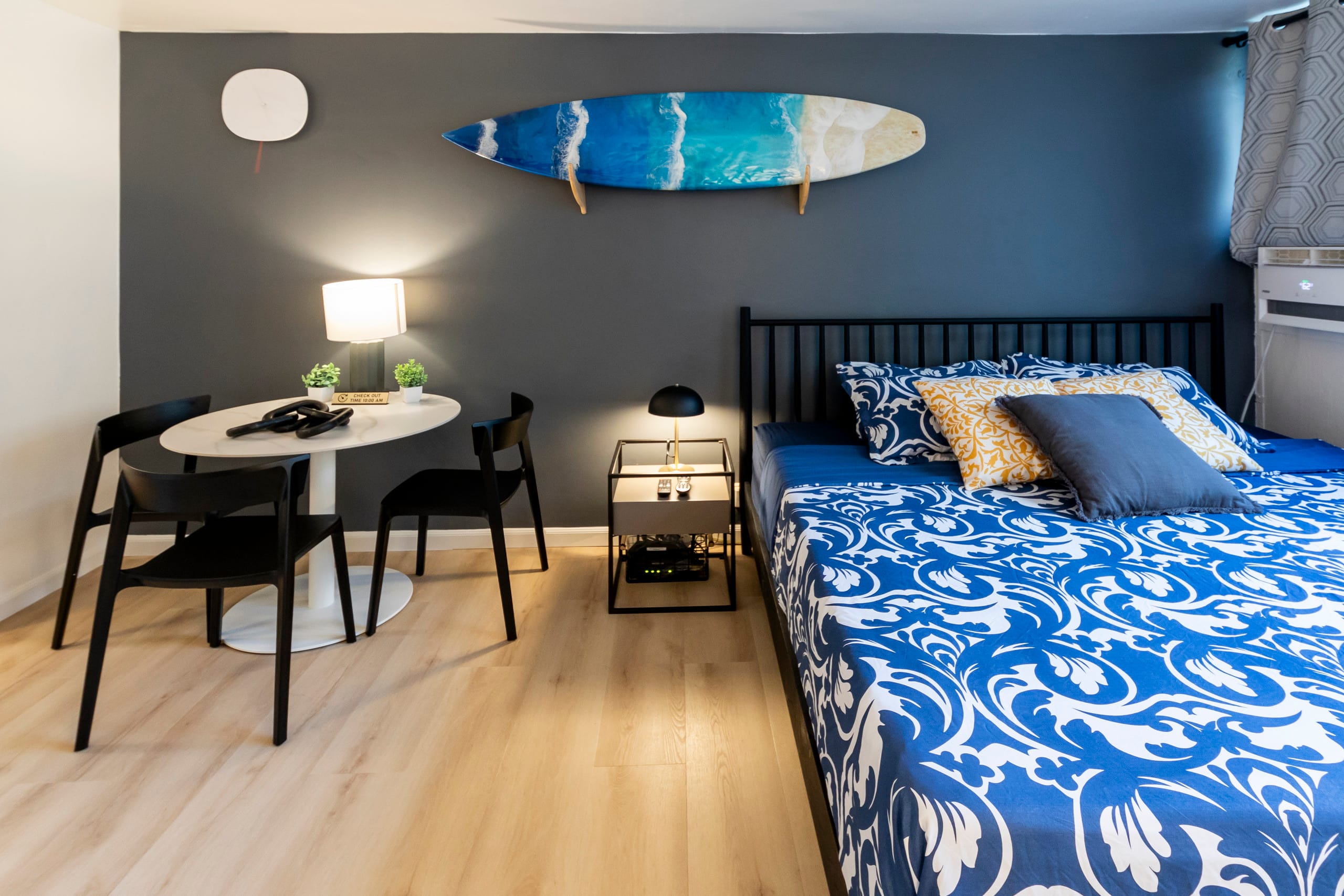 Condo in Honolulu · ★4.7 · Studio · 1 bed · 1 private bath - Image 1
