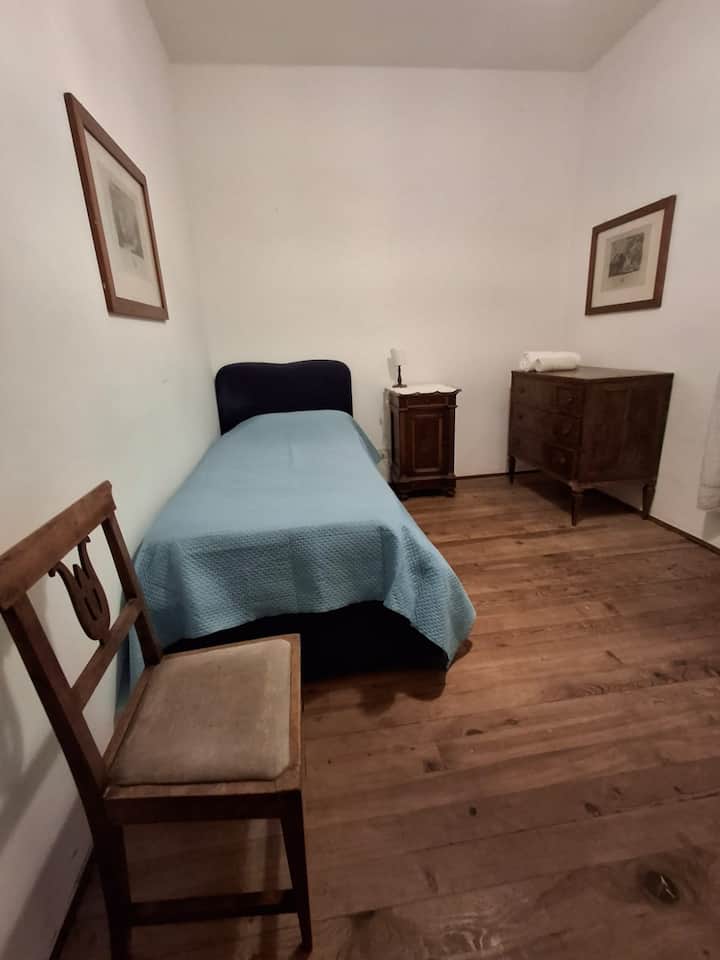 Спална соба 6