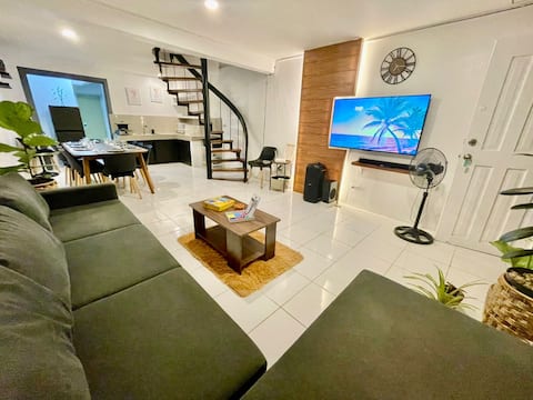 12 pax-Spacious APT. for Families & Groups