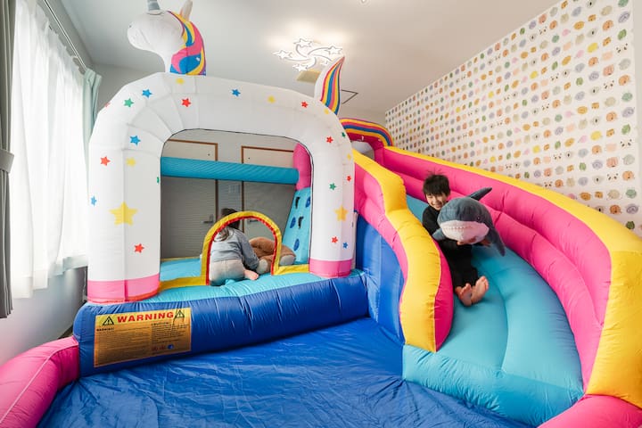 【新宿駅7分】280㎡ PrivateRoom/東新宿駅徒歩5分/15DB/3シャワー/最大30名 gallery image 2