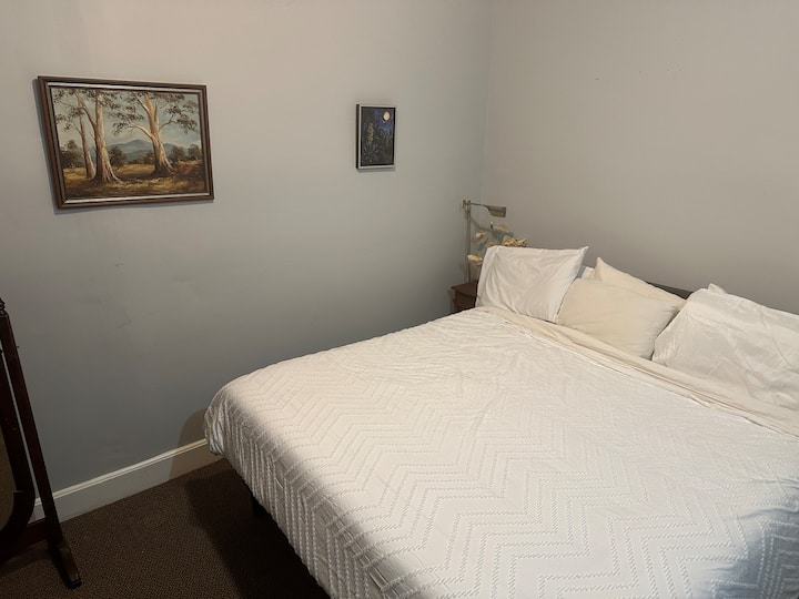 საძინებელი 1