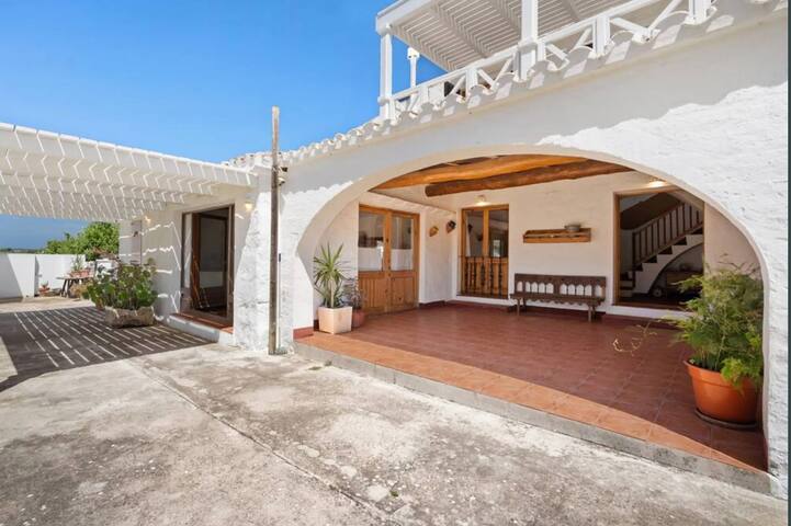 Sant Jordi gallery image 3