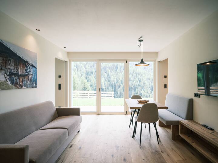 მისაღები ოთახი