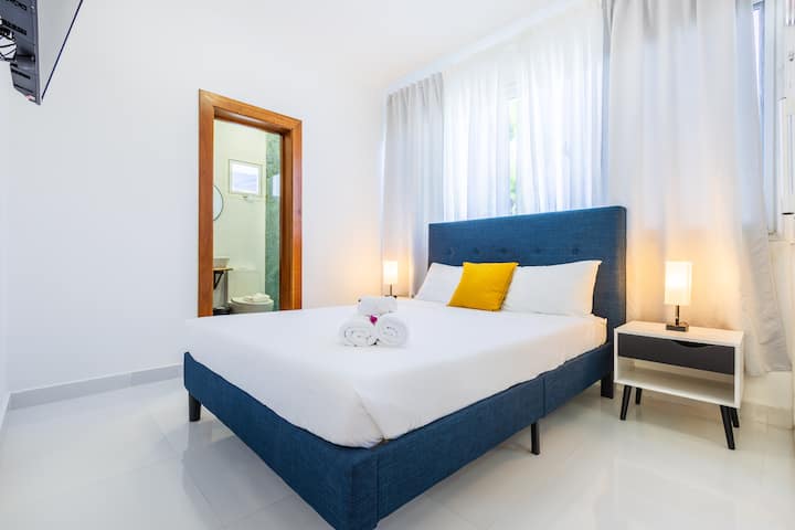 Приватни бањи во секоја спална соба за погодност.