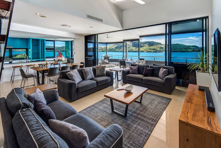The Edge 3 - Hamilton Island