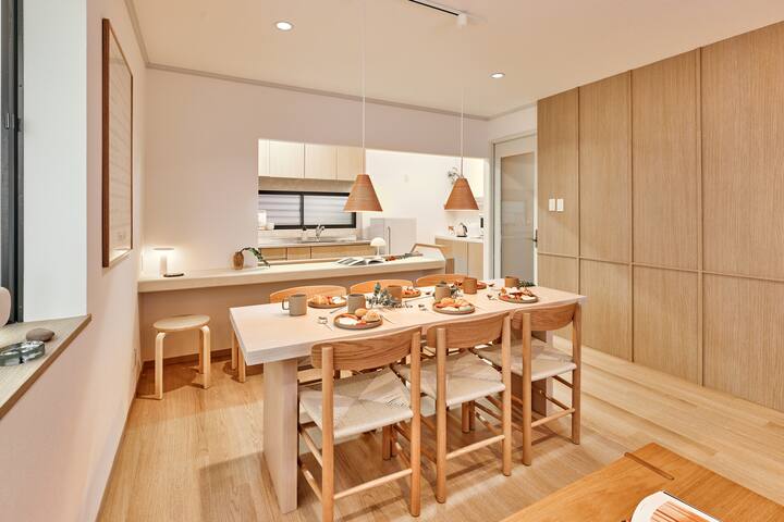 shinjuku/3LDK/max15ppl/7beds+2sofabed/100㎡ gallery image 2