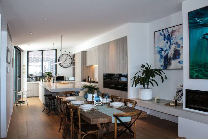 Williamstown Waterview Luxury gallery image 4