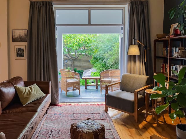 Heritage House in Gardens