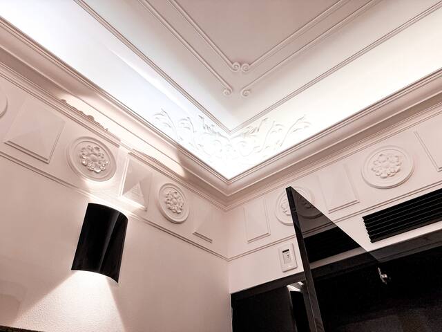 Dorian Grey Premium Residence gallery image 5