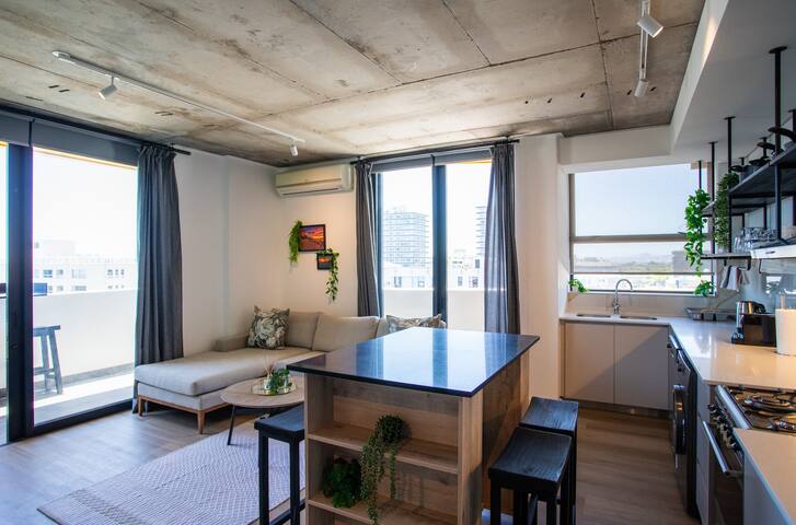 Eighty2 on M Luxury Apartment gallery image 5