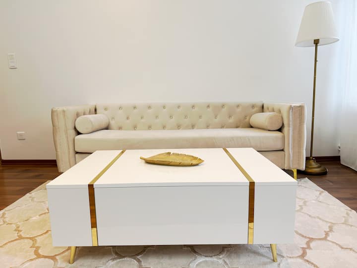 Champagne Haven: Elegant Stay In City Center - Épernay