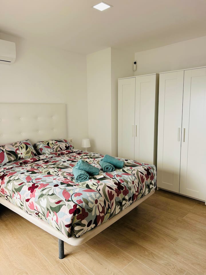 غرفة النوم 1