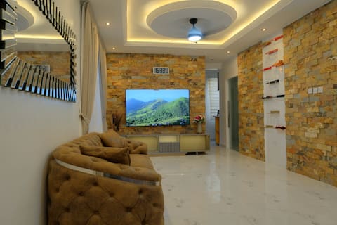 Stylish 3 Bedroom Home at Tema Community 3